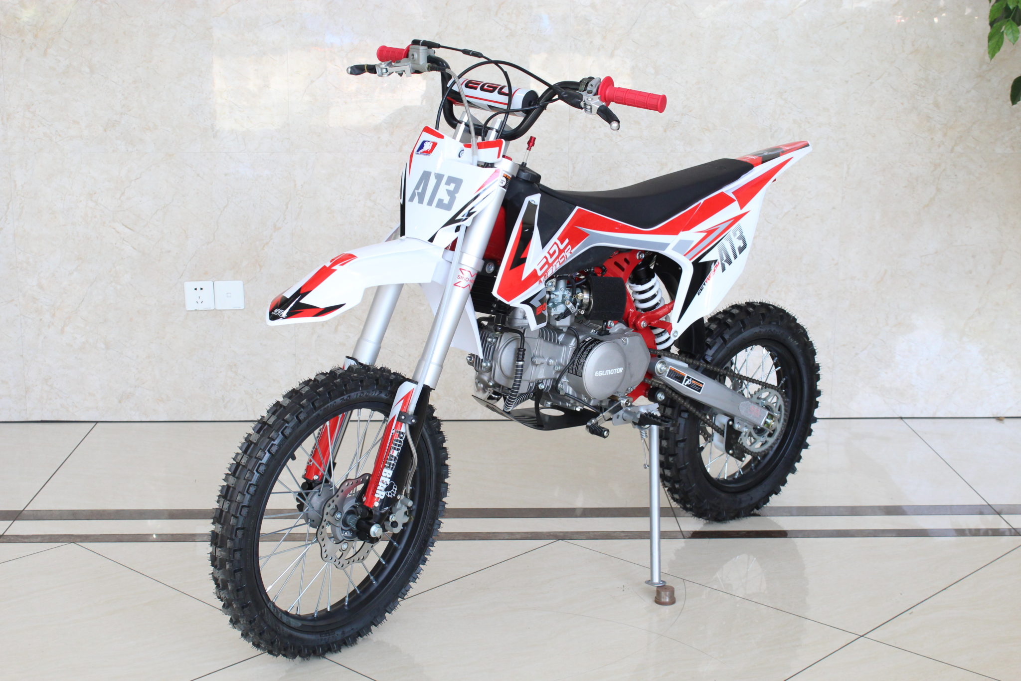 egl 250 dirt bike