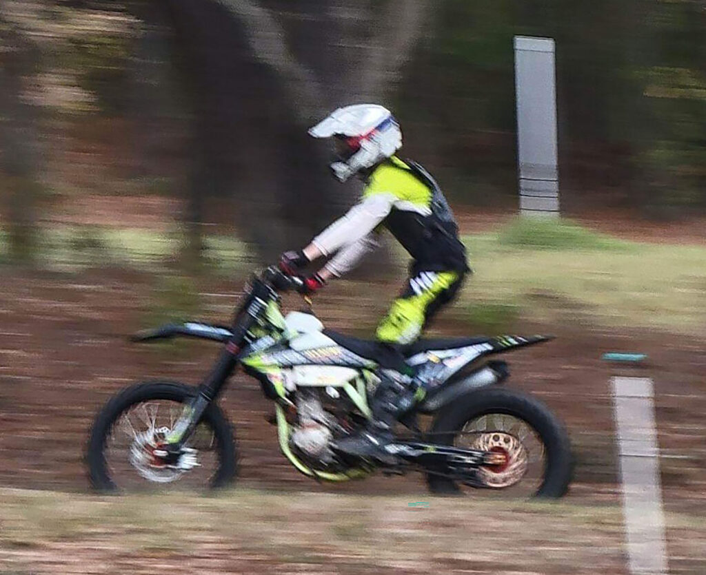 tractor supply dirt bike